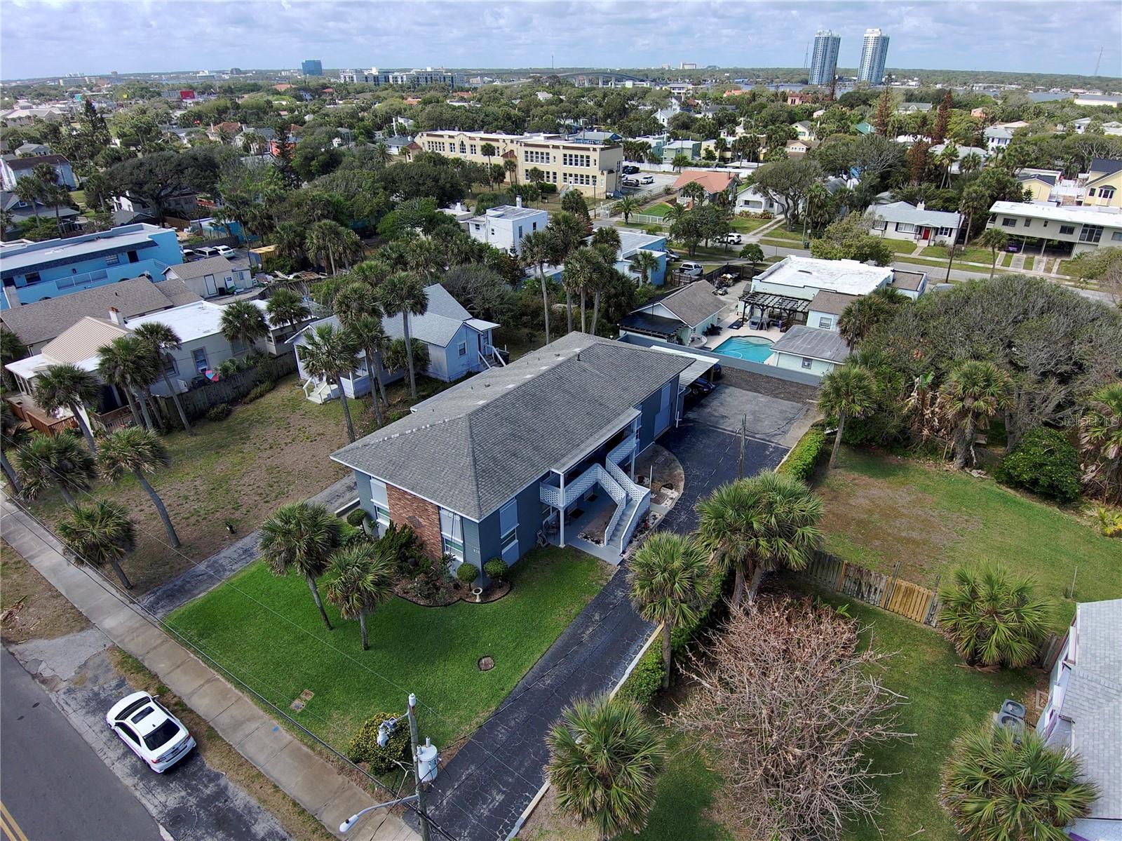 EAST DAYTONA - Residential Income