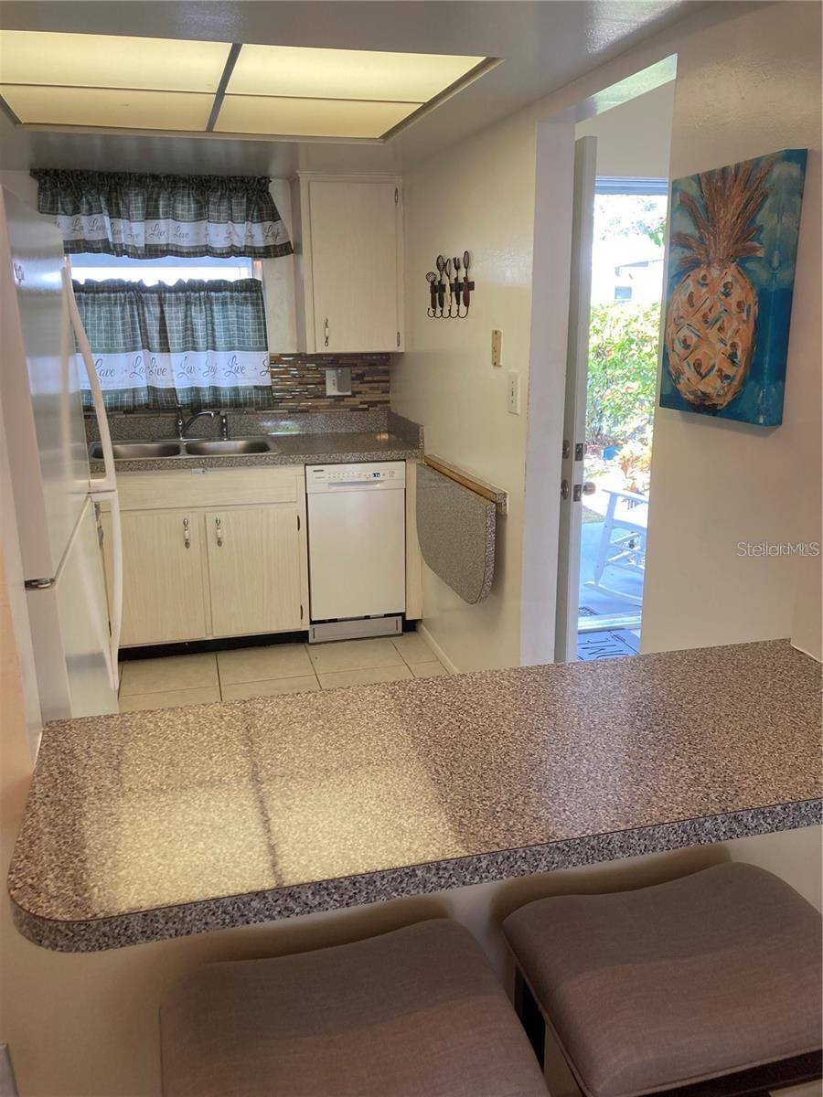 VILLAGER APTS - Residential