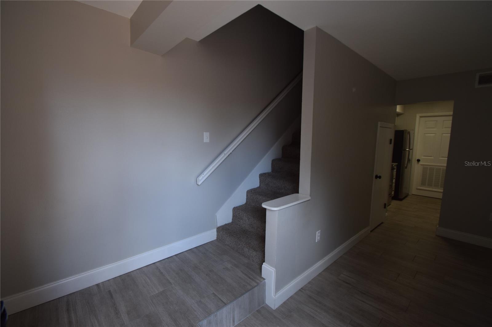 CASTLE SUB - Residential Lease