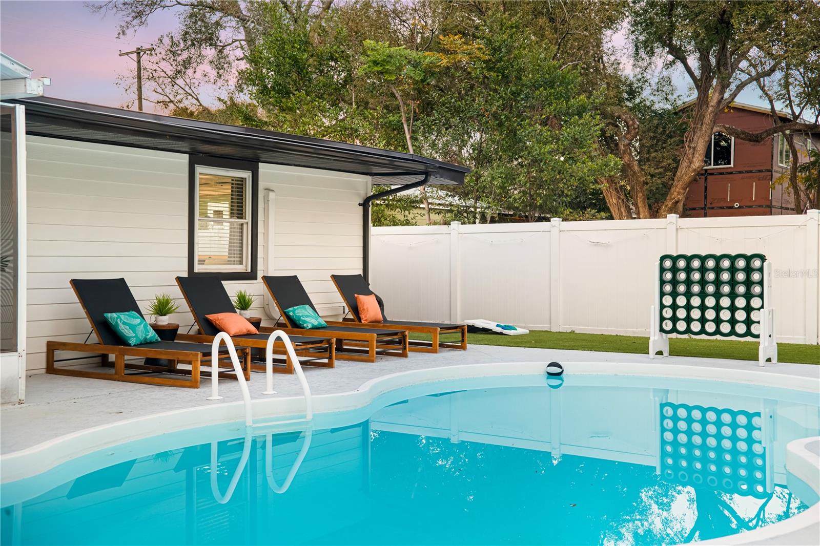 MANOR HEIGHTS NORTH - Residential