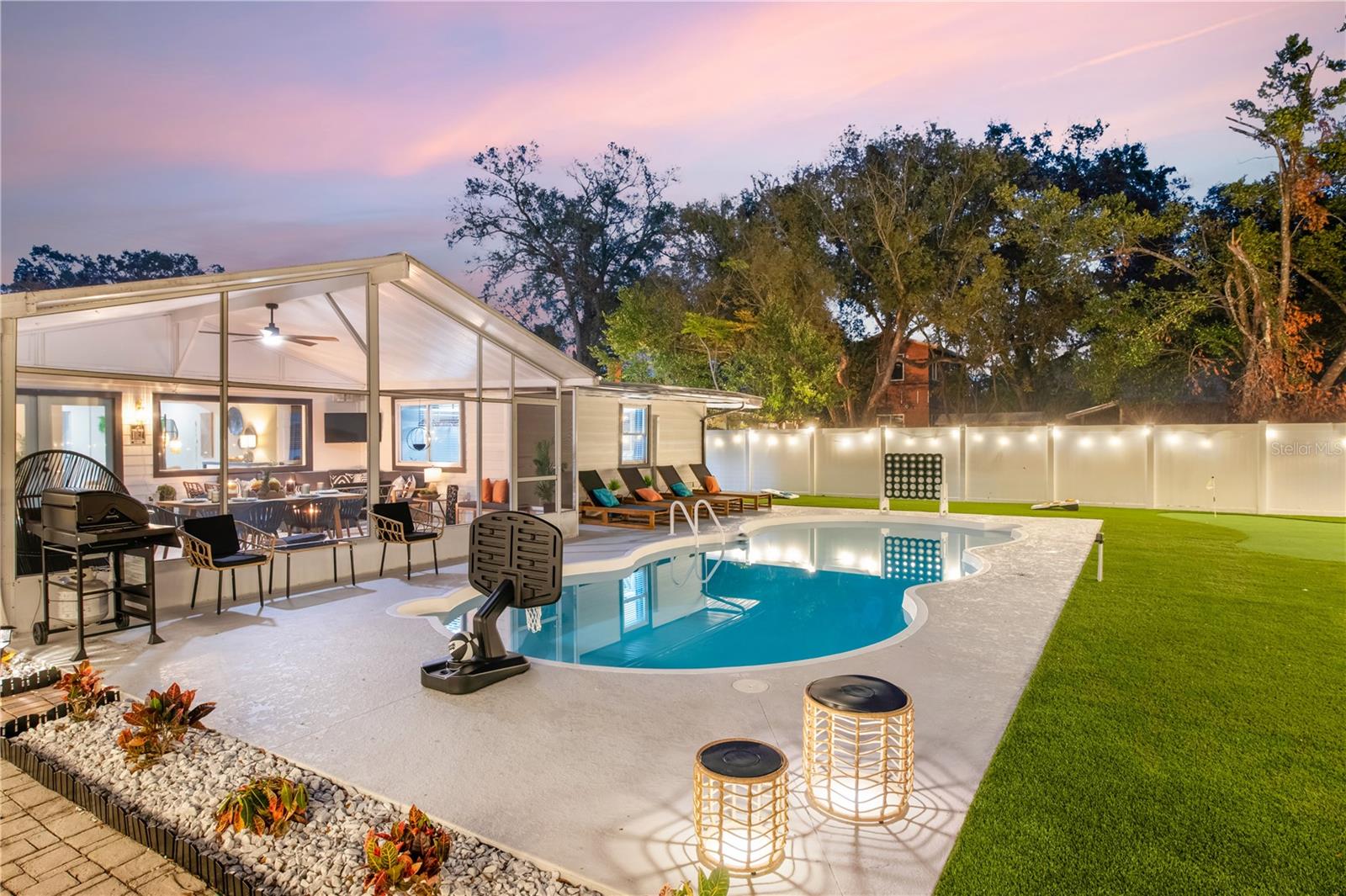 MANOR HEIGHTS NORTH - Residential