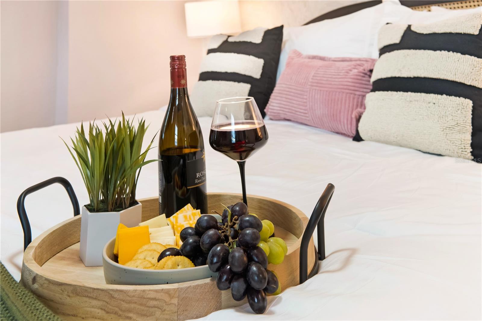 MANOR HEIGHTS NORTH - Residential