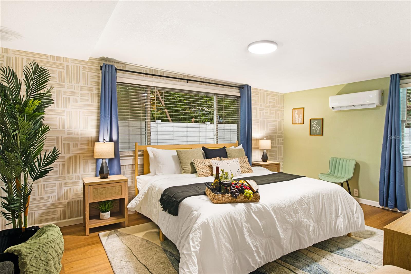 MANOR HEIGHTS NORTH - Residential