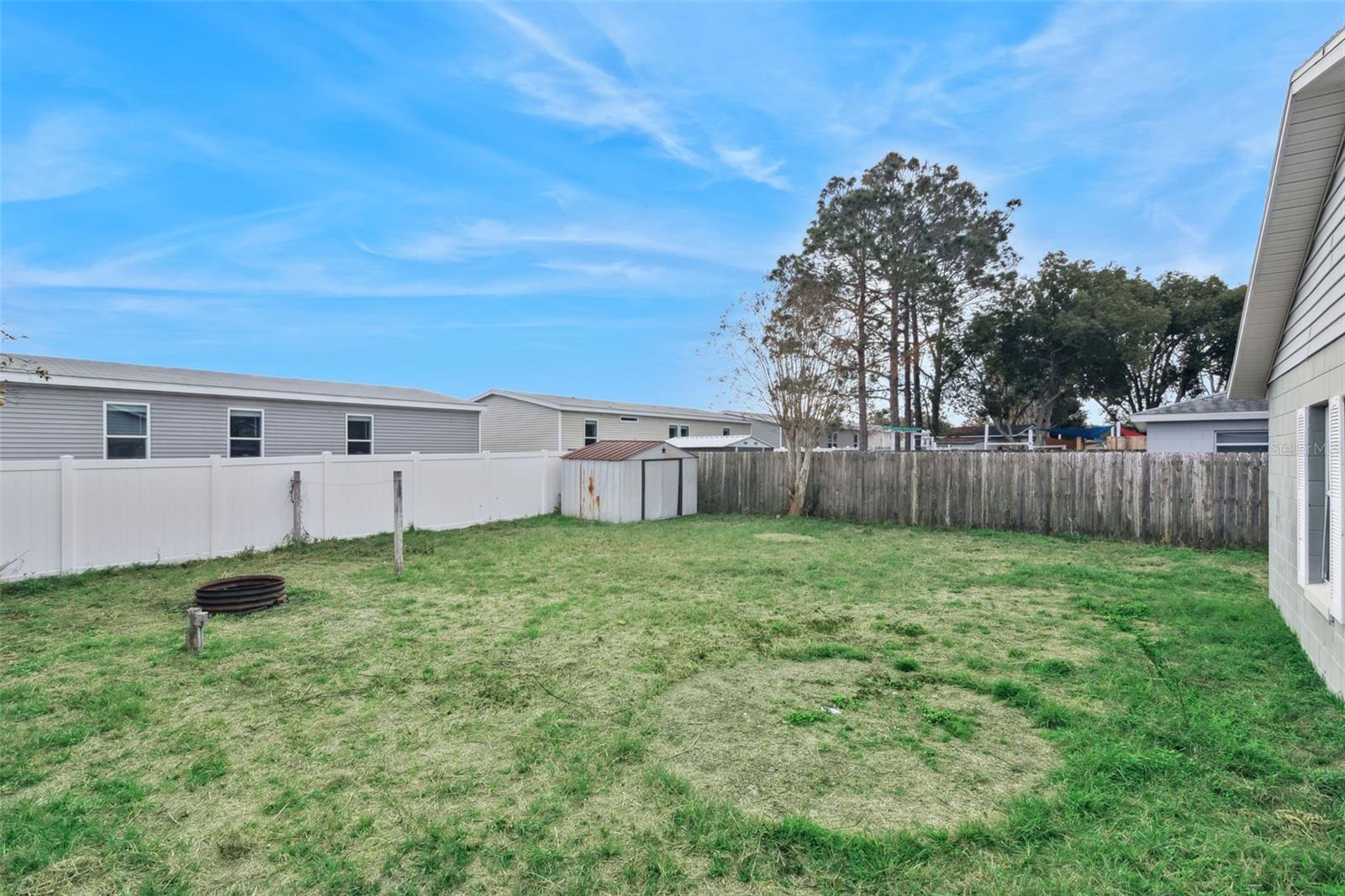 UMATILLA LAKE MARY ESTATES - Residential