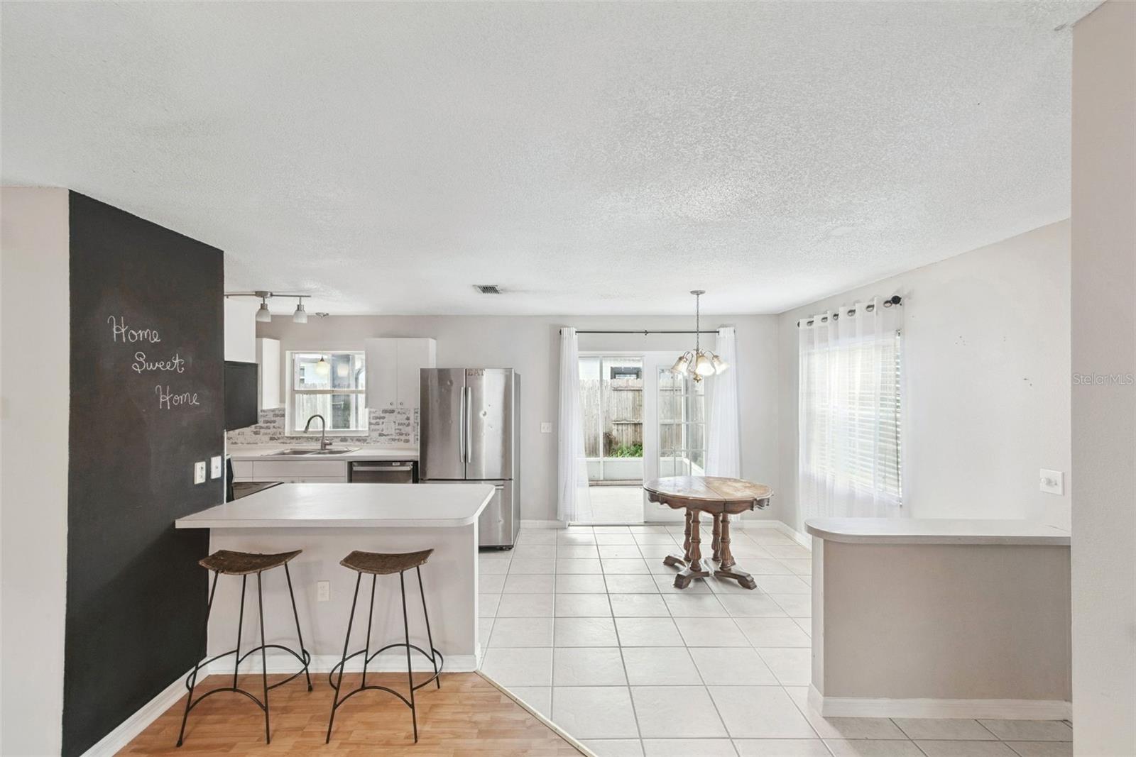 UMATILLA LAKE MARY ESTATES - Residential