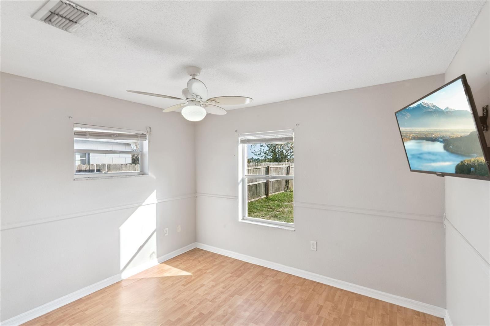 UMATILLA LAKE MARY ESTATES - Residential