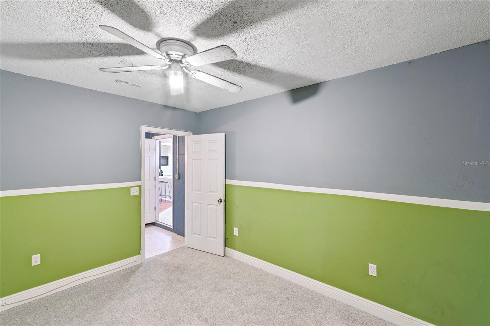 UMATILLA LAKE MARY ESTATES - Residential