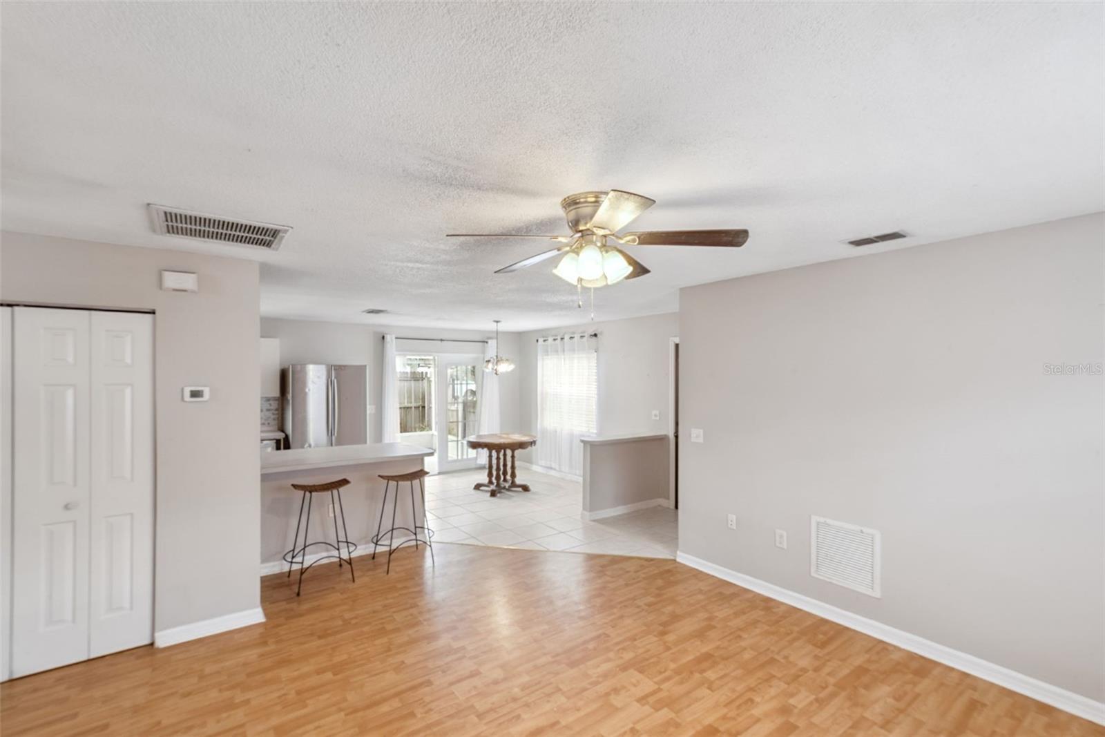 UMATILLA LAKE MARY ESTATES - Residential