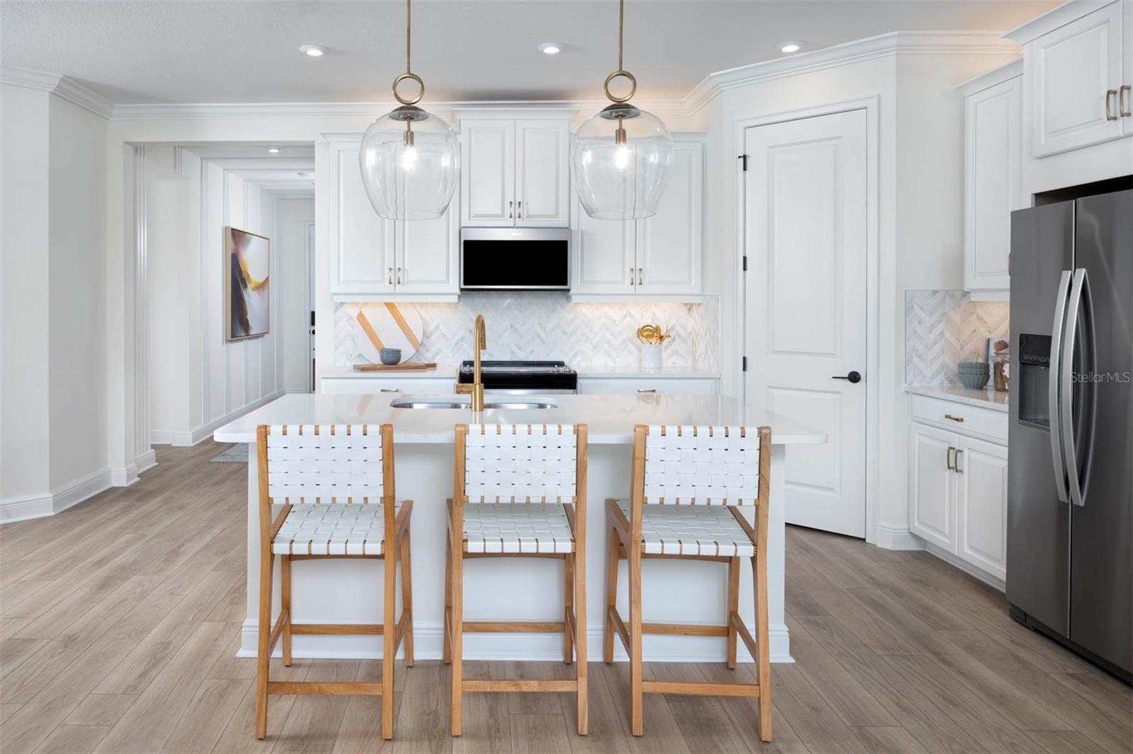 SUNSTONE LAKESIDE AT WELLEN PARK - Residential