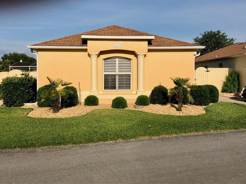 Photo of 1221 Santa Cruz Drive, The Villages, FL 32162 (MLS # O6346578)