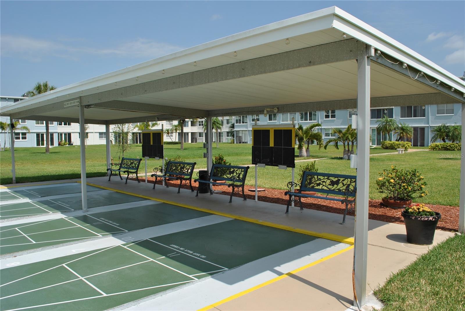 WINSTON PARK NORTHEAST - Residential