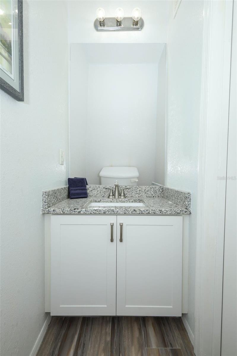 NOTTING HILL A CONDO - Residential