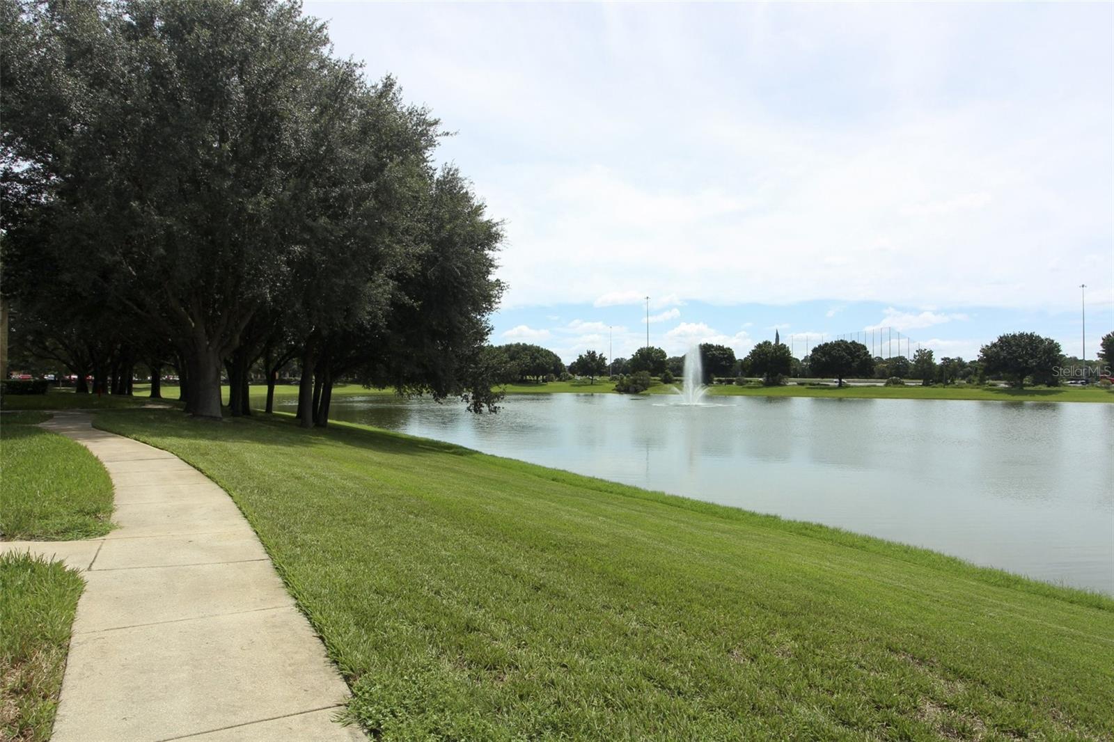 NOTTING HILL A CONDO - Residential