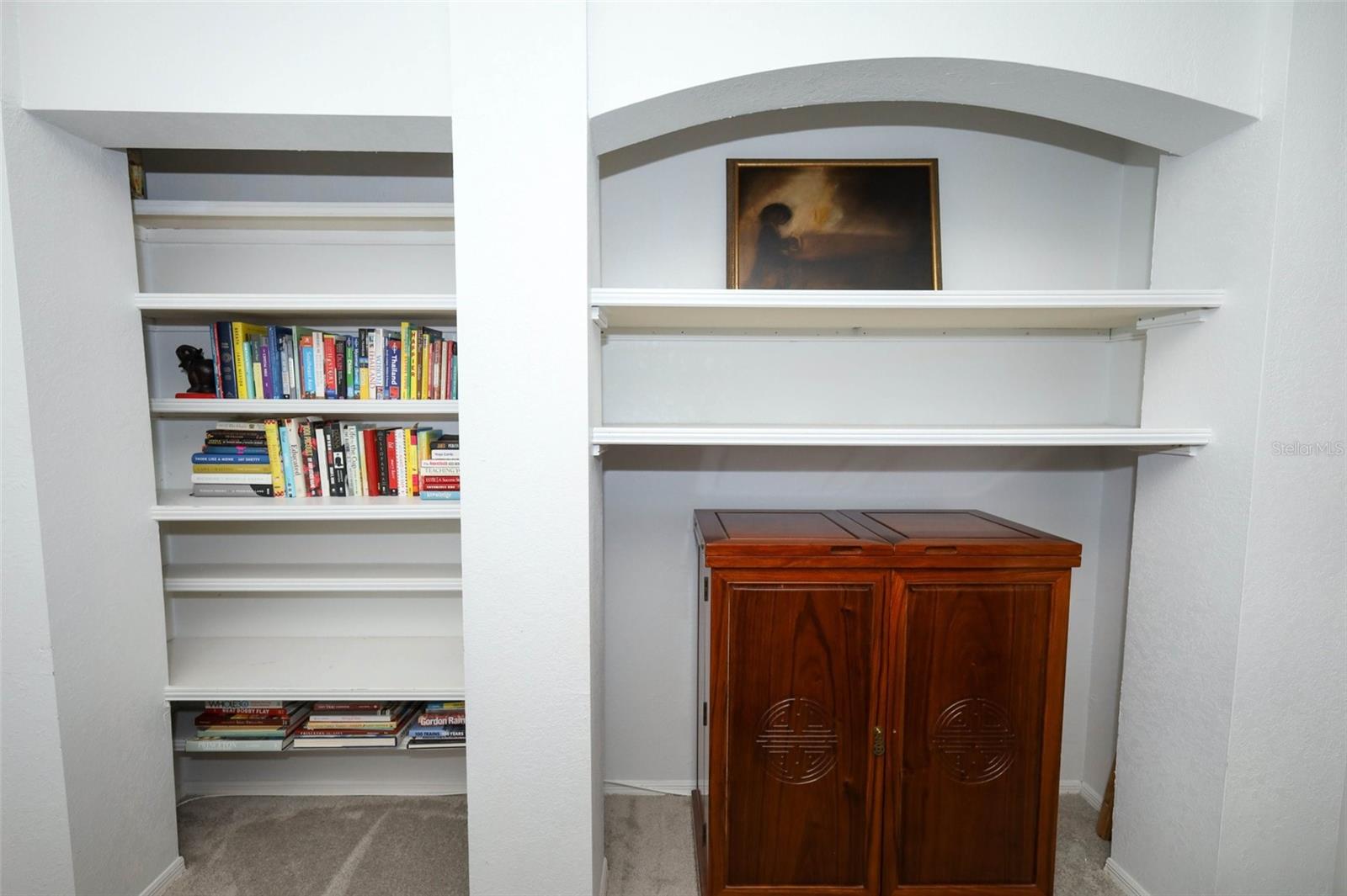 NOTTING HILL A CONDO - Residential