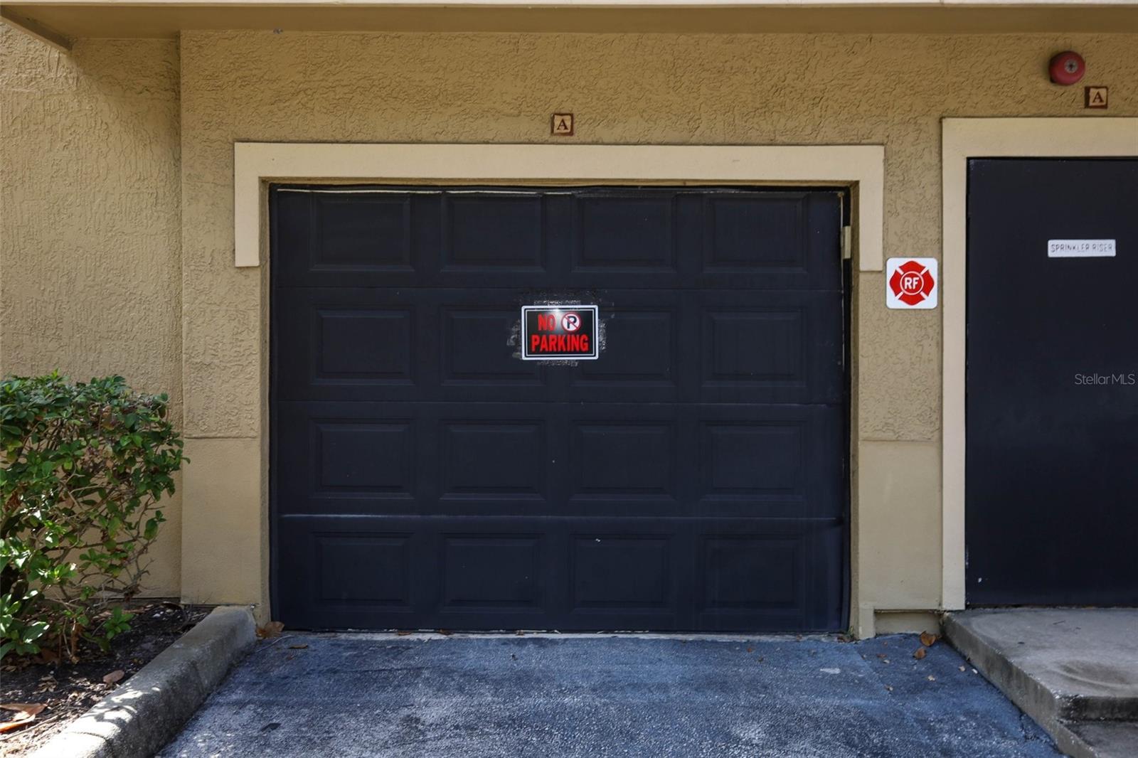 NOTTING HILL A CONDO - Residential