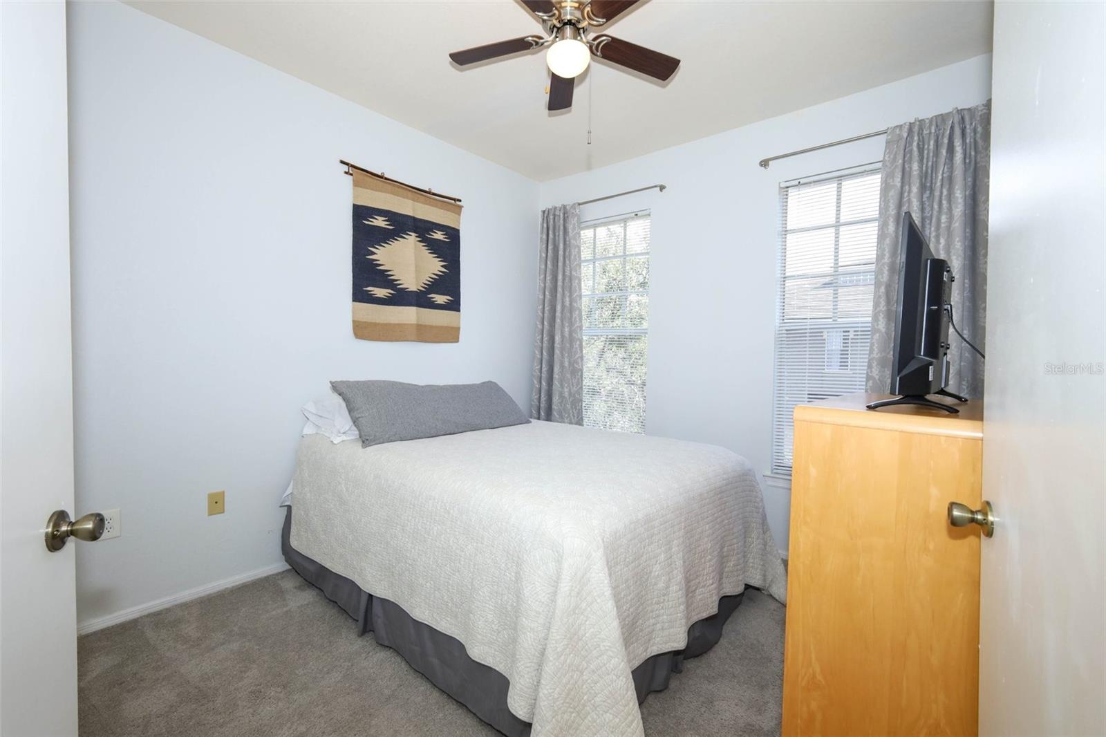 NOTTING HILL A CONDO - Residential