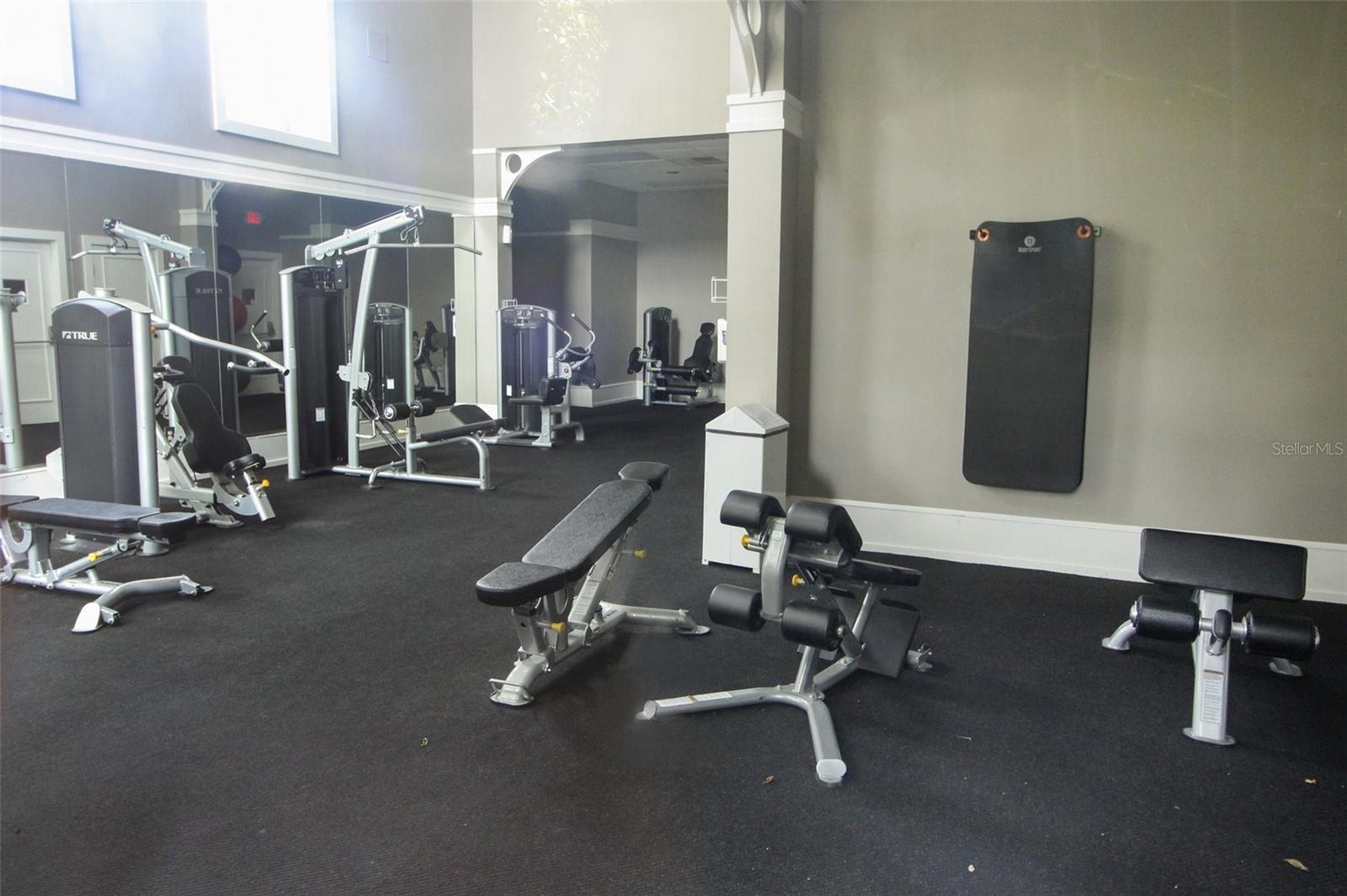 NOTTING HILL A CONDO - Residential