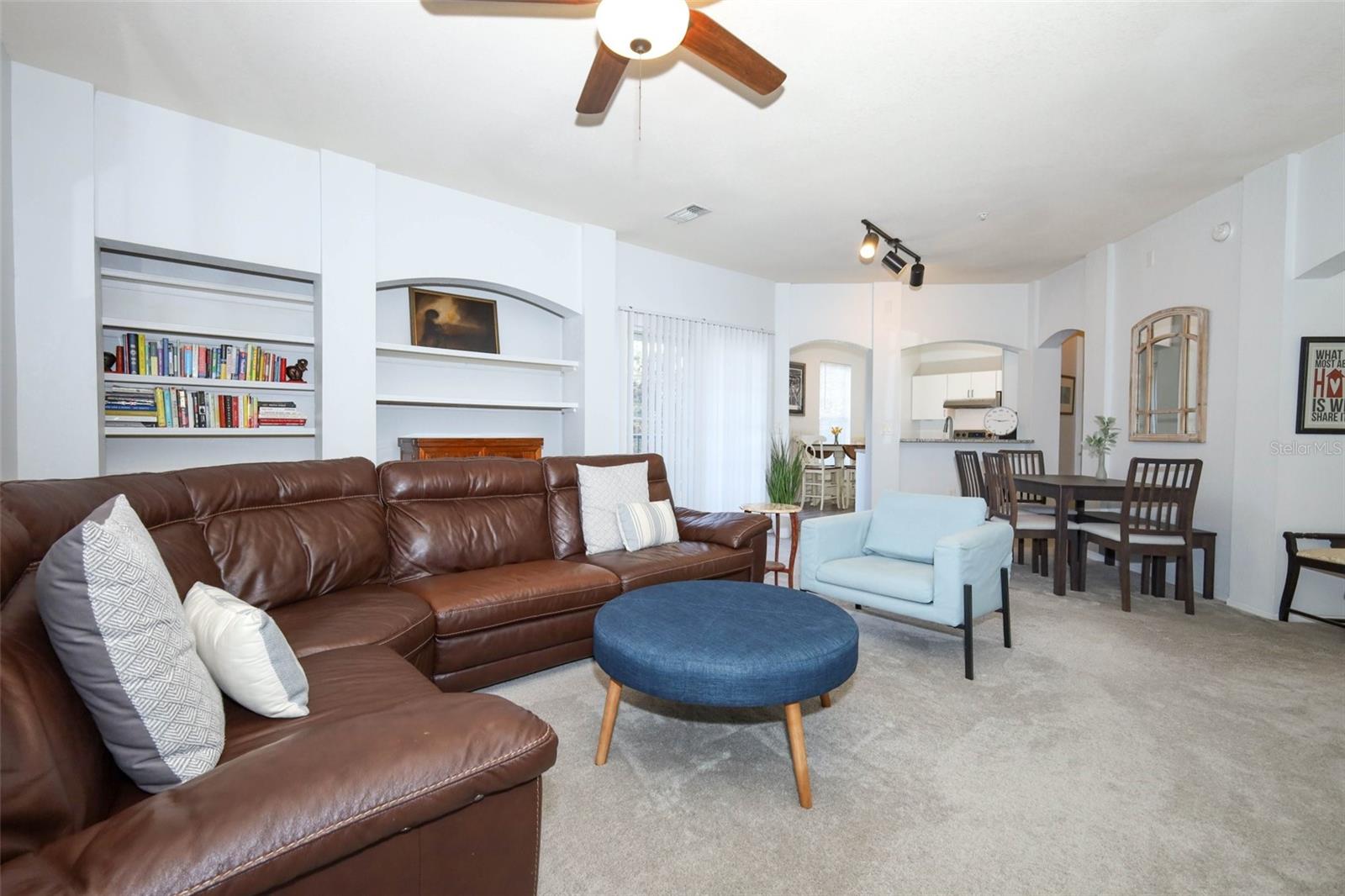 NOTTING HILL A CONDO - Residential