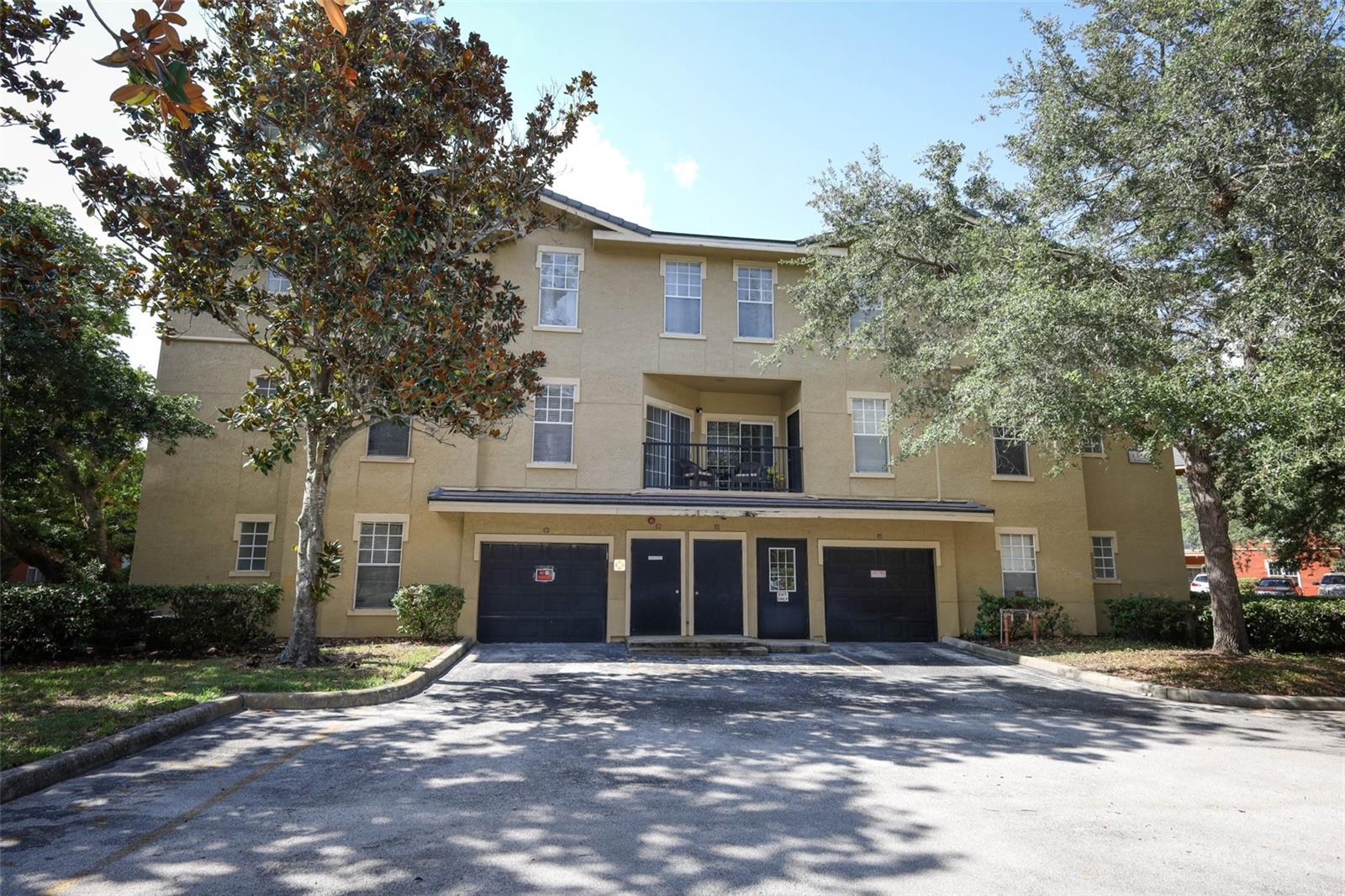 NOTTING HILL A CONDO - Residential