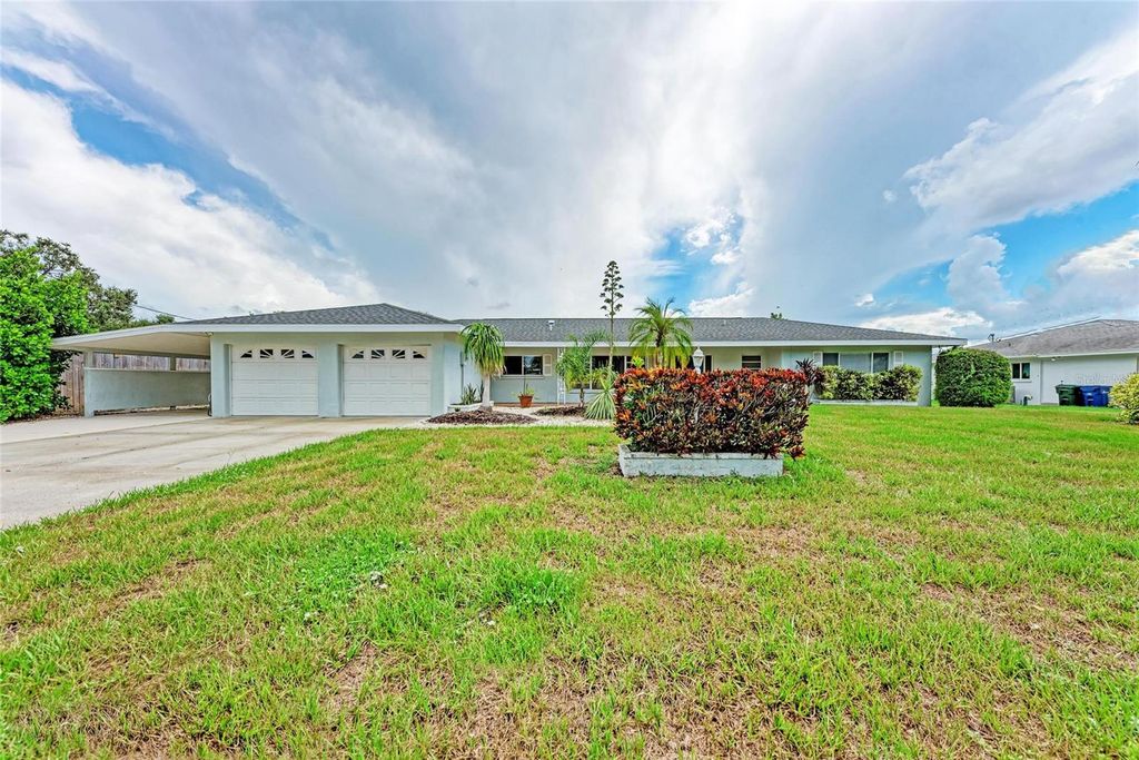 Photo of 2705 S Brink Avenue, Sarasota, FL 34239 (MLS # A4680559)