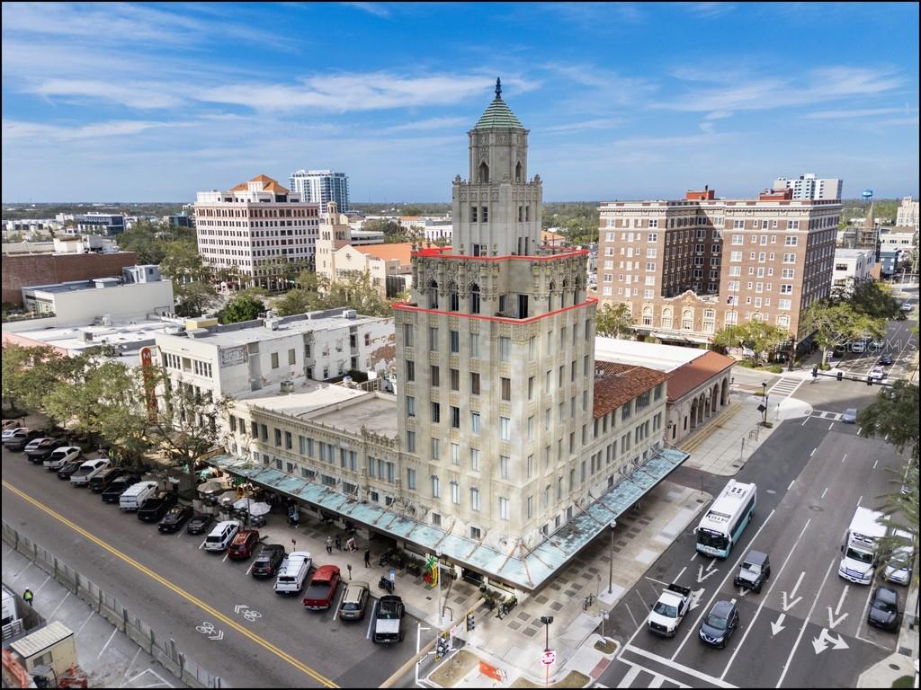 405 CENTRAL AVENUE 700