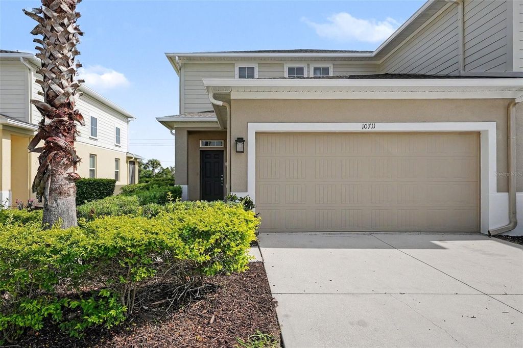 Photo of 10711 Verawood Drive, Riverview, FL 33579 (MLS # O6423647)