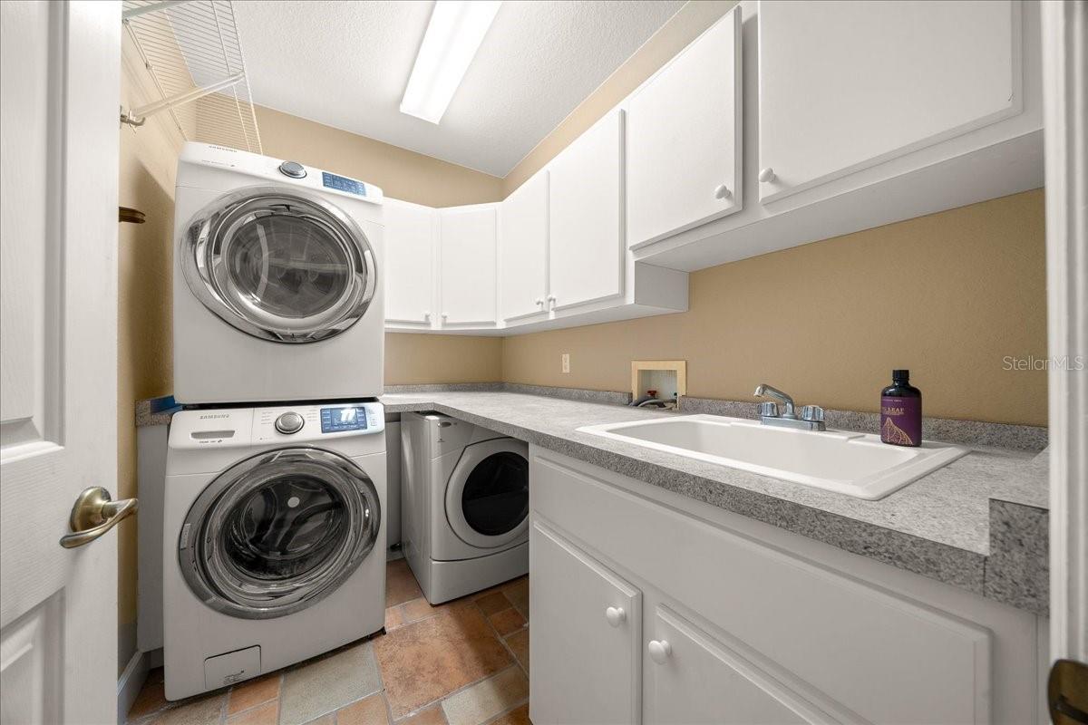 FLORIDA ORANGE GROVE CORP - Residential