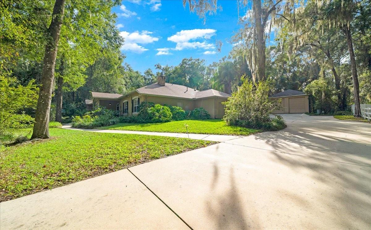 FLORIDA ORANGE GROVE CORP - Residential