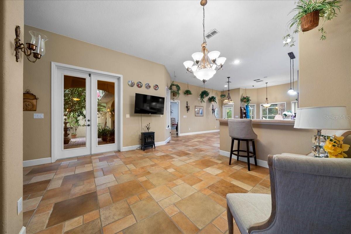 FLORIDA ORANGE GROVE CORP - Residential