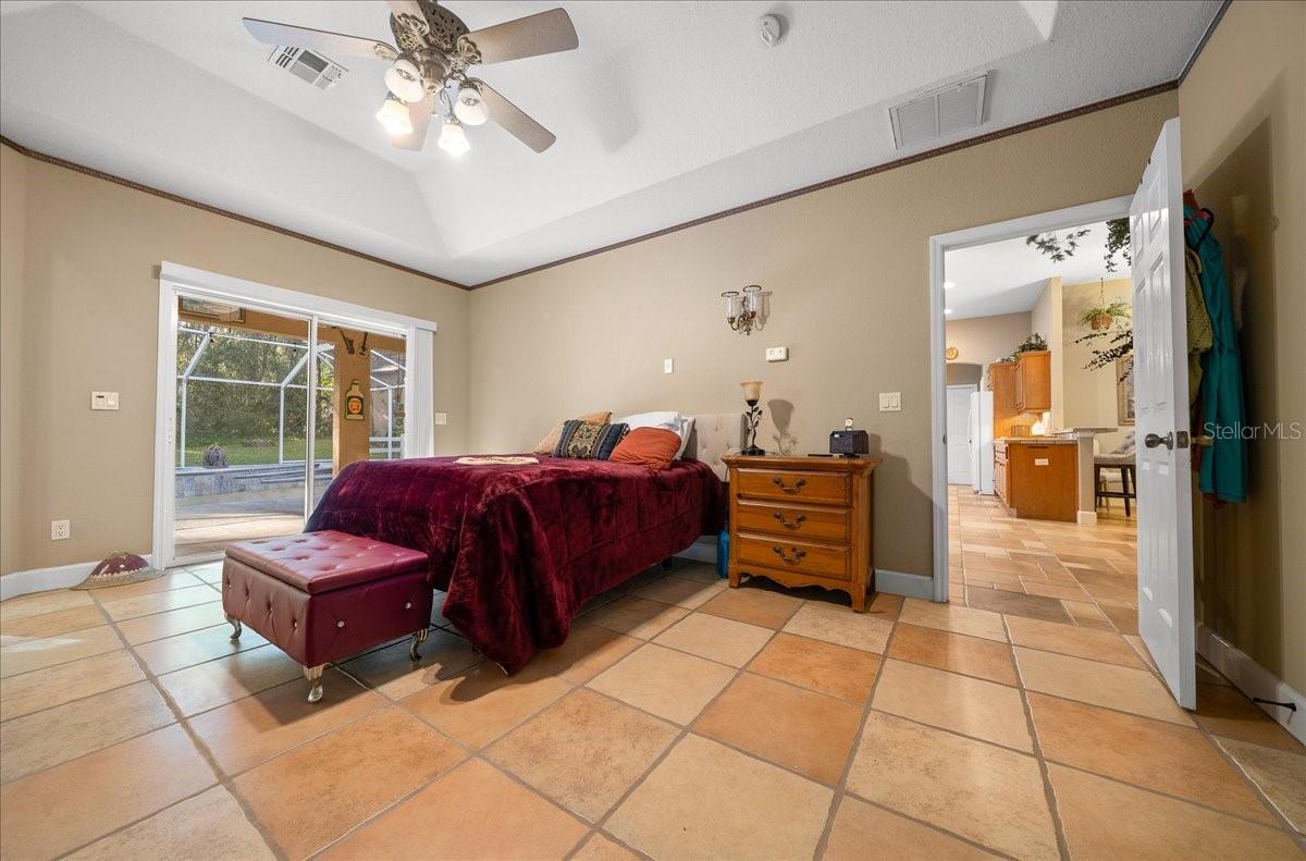 FLORIDA ORANGE GROVE CORP - Residential