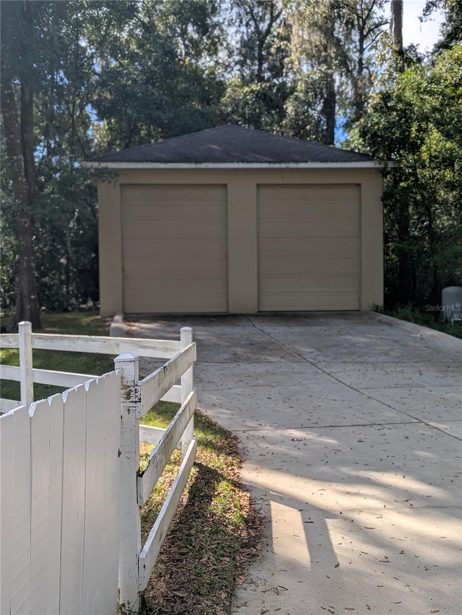 FLORIDA ORANGE GROVE CORP - Residential
