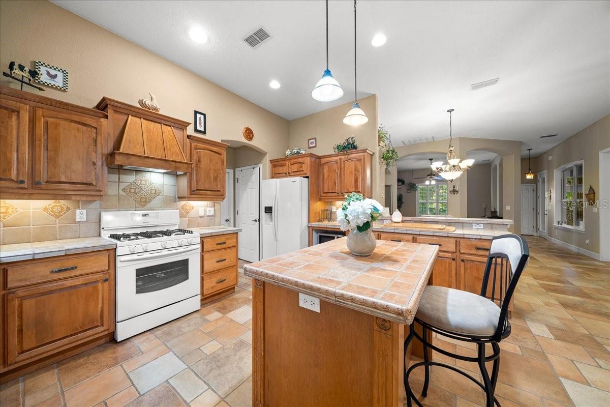 FLORIDA ORANGE GROVE CORP - Residential