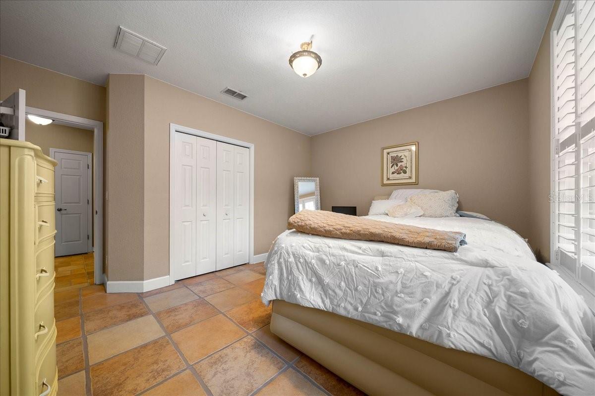 FLORIDA ORANGE GROVE CORP - Residential