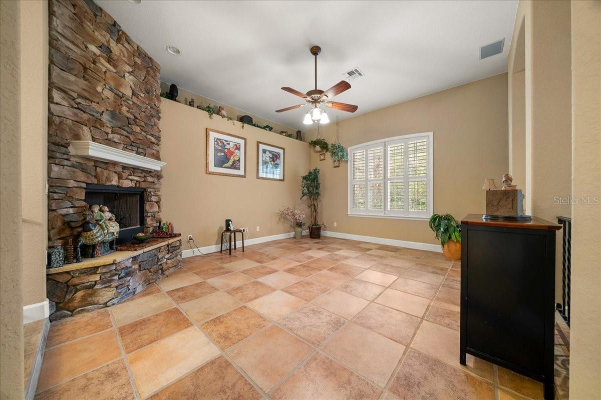 FLORIDA ORANGE GROVE CORP - Residential