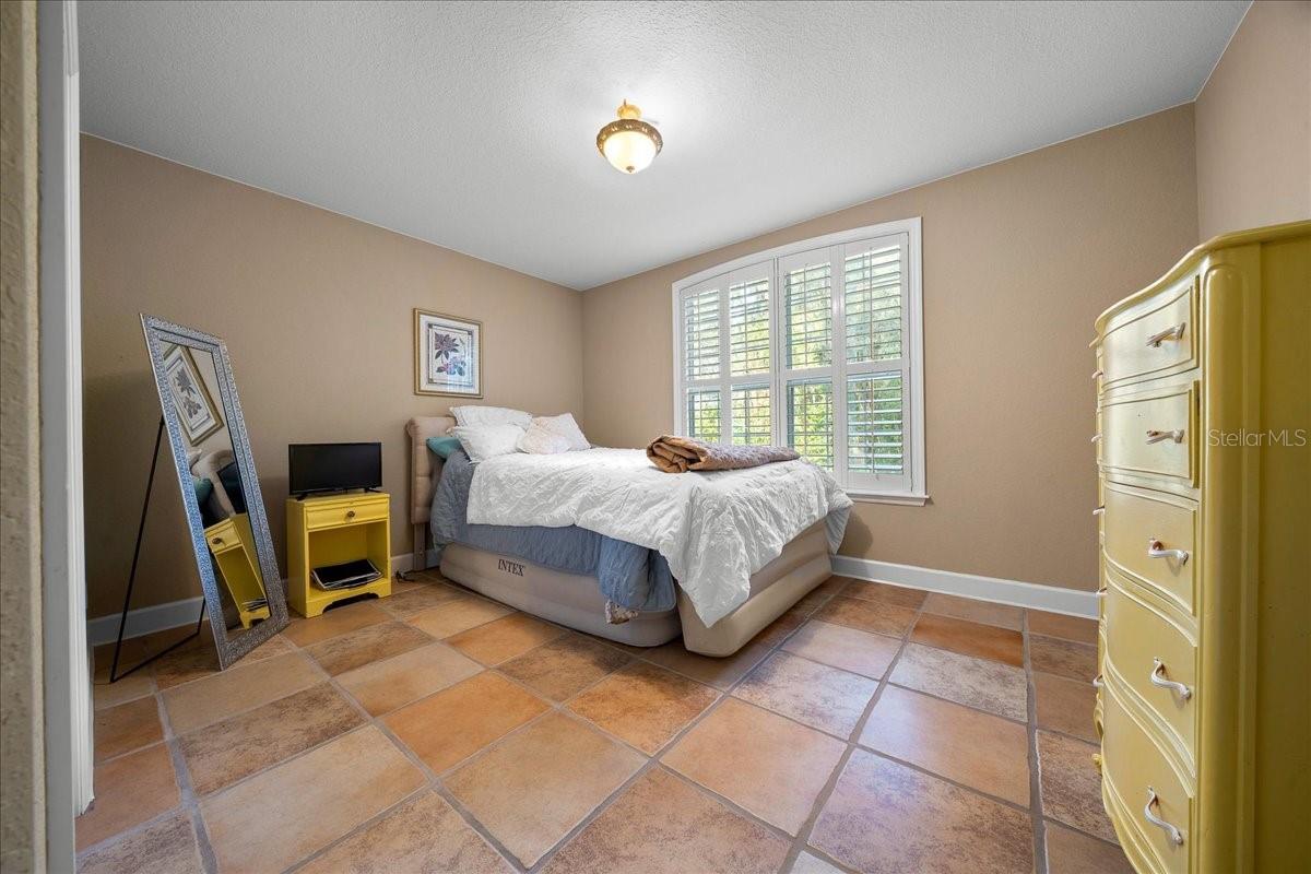 FLORIDA ORANGE GROVE CORP - Residential