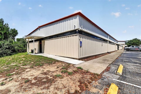 Tiny photo for 1300 S Duncan Drive, Tavares, FL 32778 (MLS # G5117219)