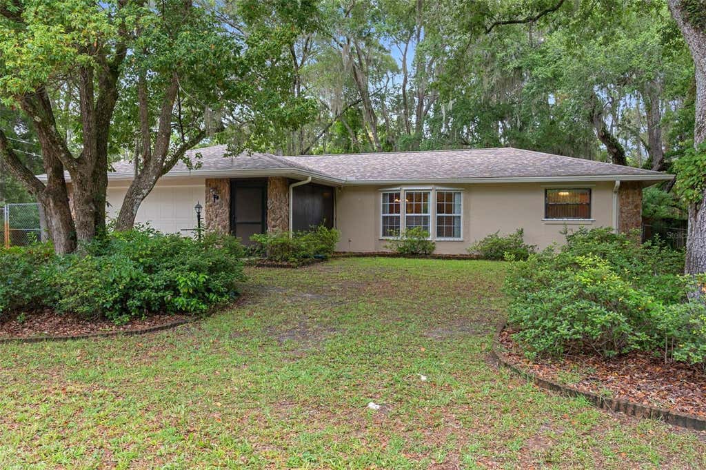 Photo of 5931 N Brookgreen Drive, Crystal River, FL 34428 (MLS # OM728187)