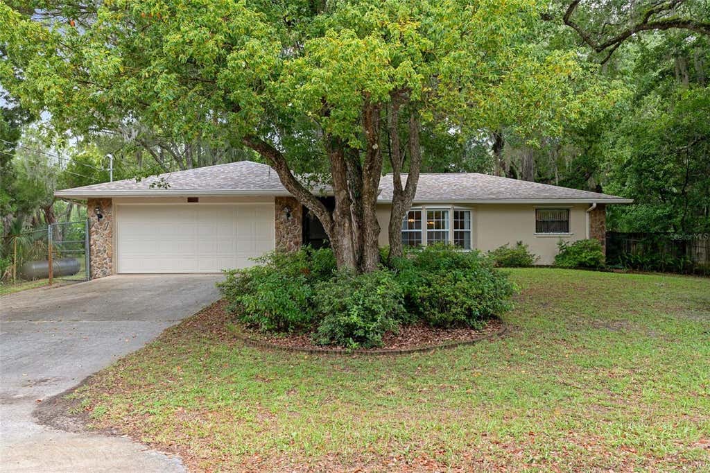 Photo of 5931 N Brookgreen Drive, Crystal River, FL 34428 (MLS # OM728187)