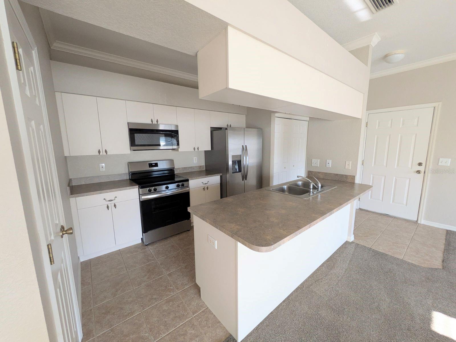 EAGLE POND CONDO - Residential Lease