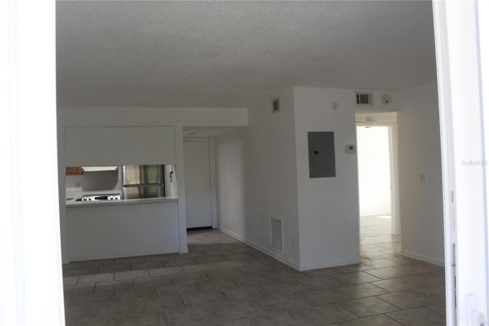 HOLIDAY OAKS CONDO - Residential