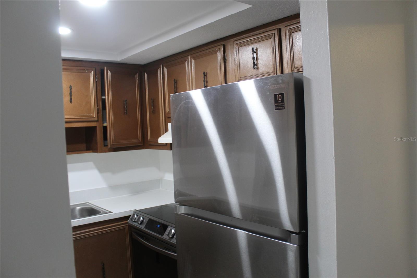 HOLIDAY OAKS CONDO - Residential