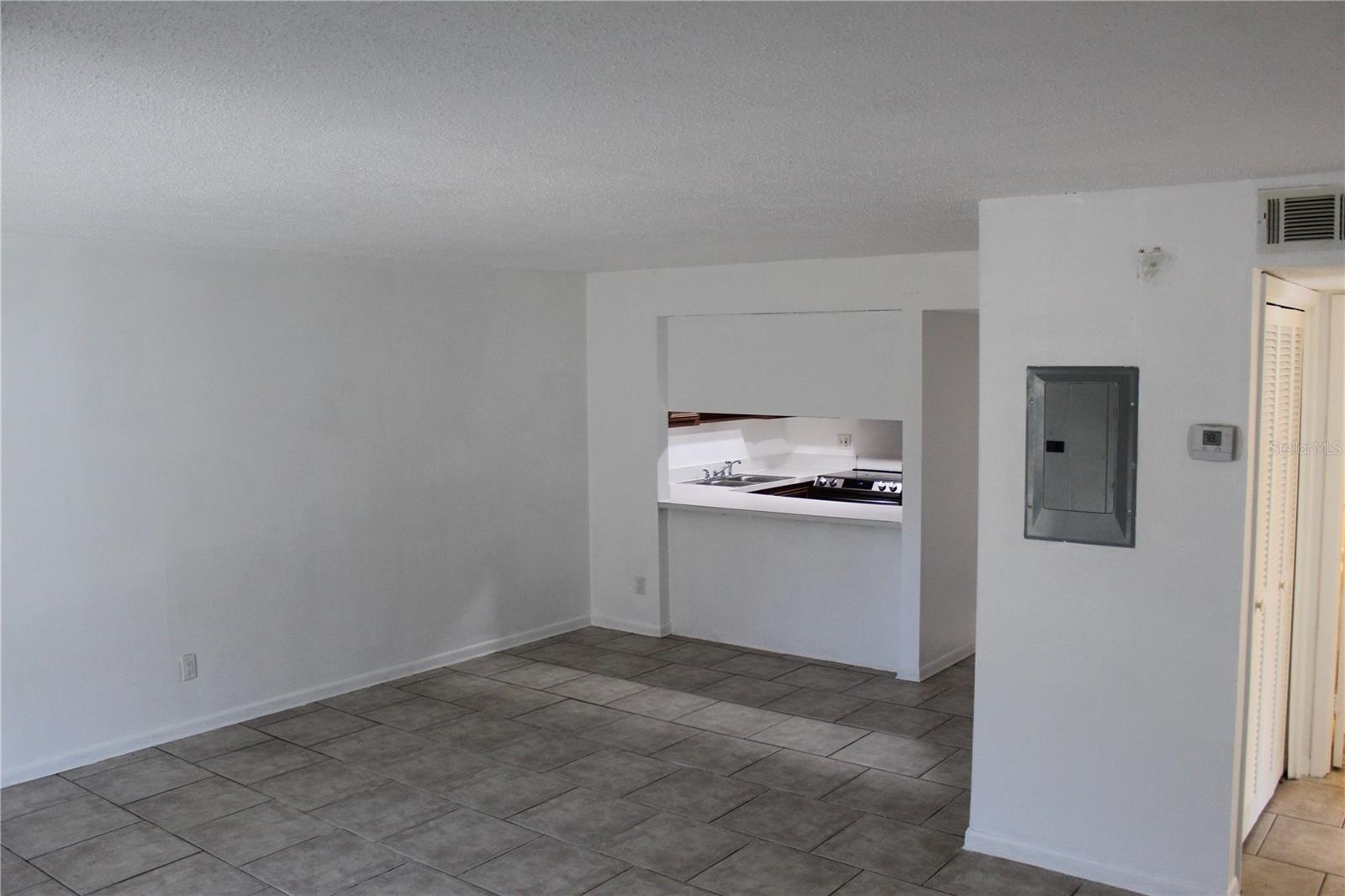HOLIDAY OAKS CONDO - Residential