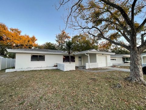 471 KEENE PARK DRIVE E LARGO FL 33771