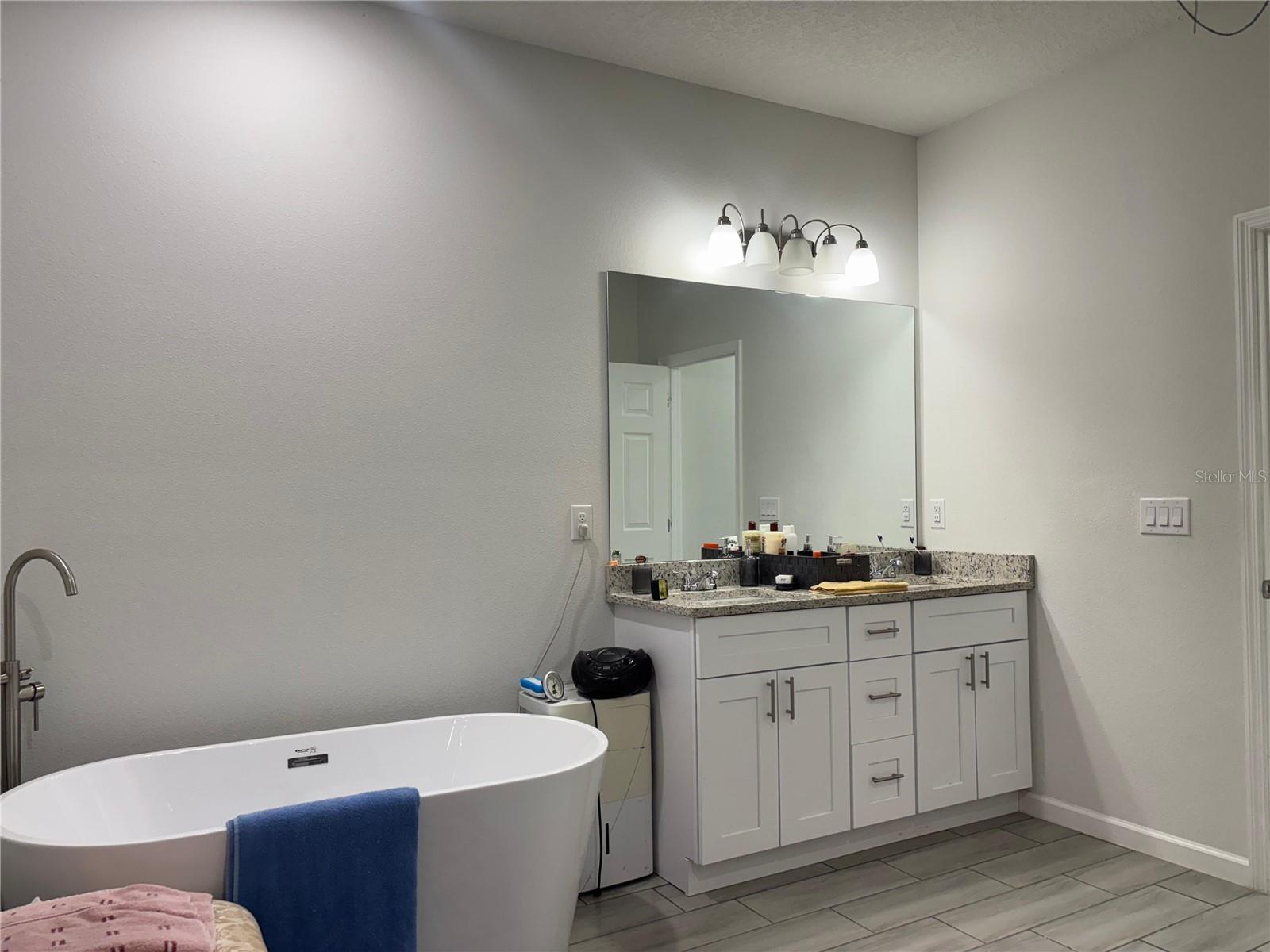 POINCIANA NBRHD 02 VILLAGE 08 - Residential