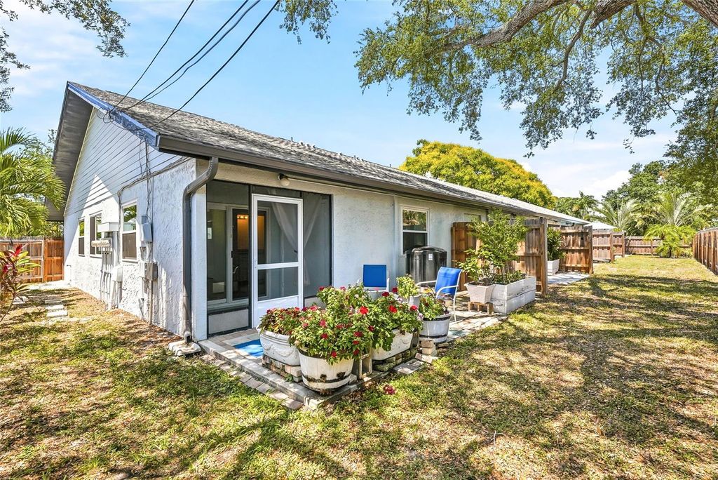 Photo of 366 47th Avenue N #5, St Petersburg, FL 33703 (MLS # TB8514490)