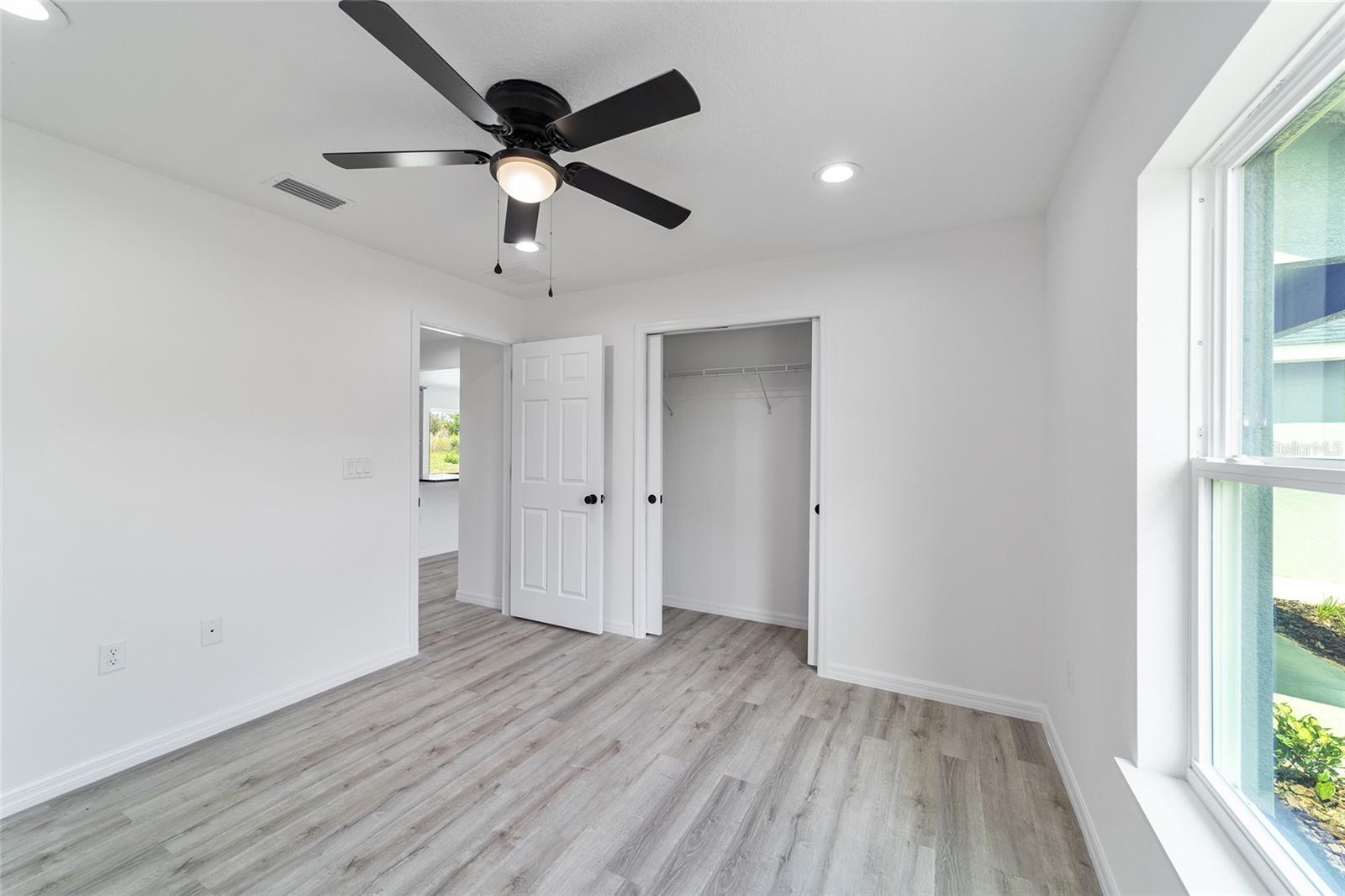 MARION OAKS UN FIVE - Residential Lease