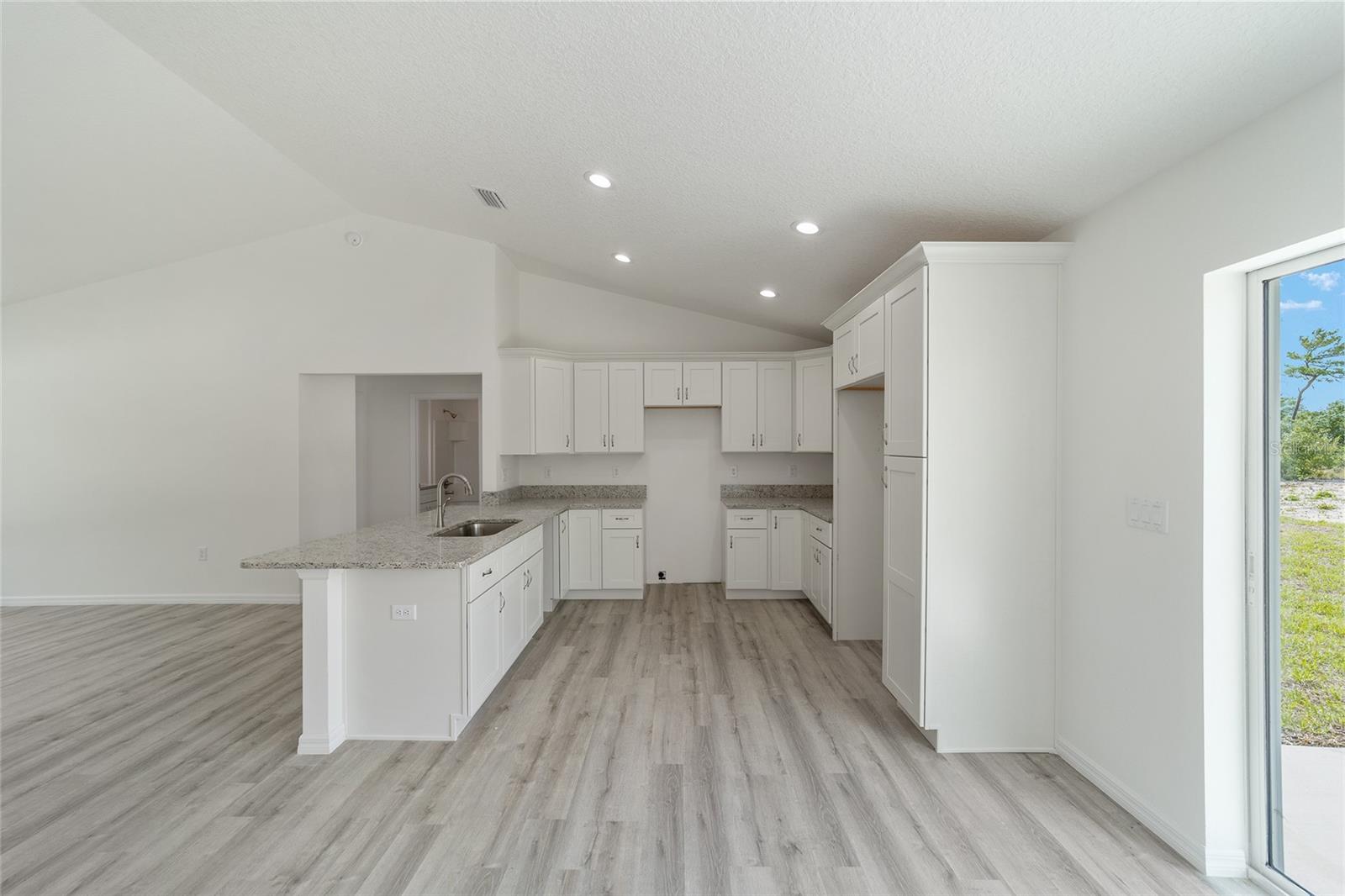 MARION OAKS UN FIVE - Residential Lease