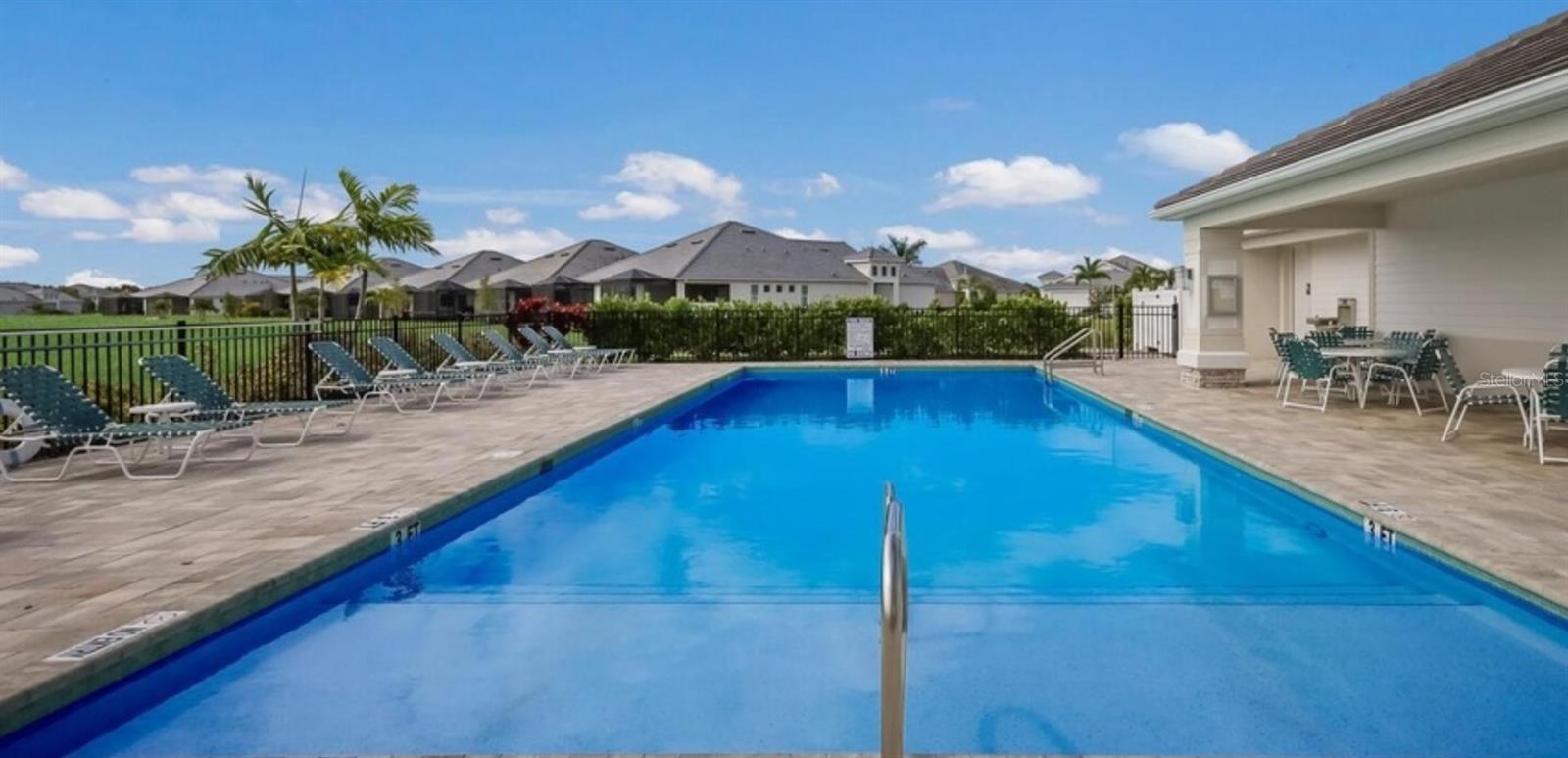 WATERCOLOR PLACE - Residential