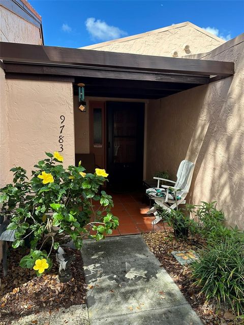 9783 86TH AVENUE SEMINOLE FL 33777