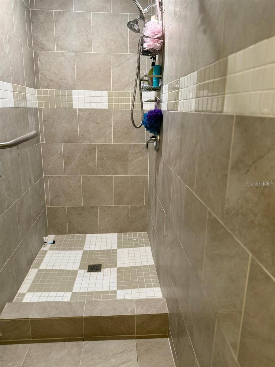 EUROPEAN VILLAGE GARAGE CONDO - Commercial Sale